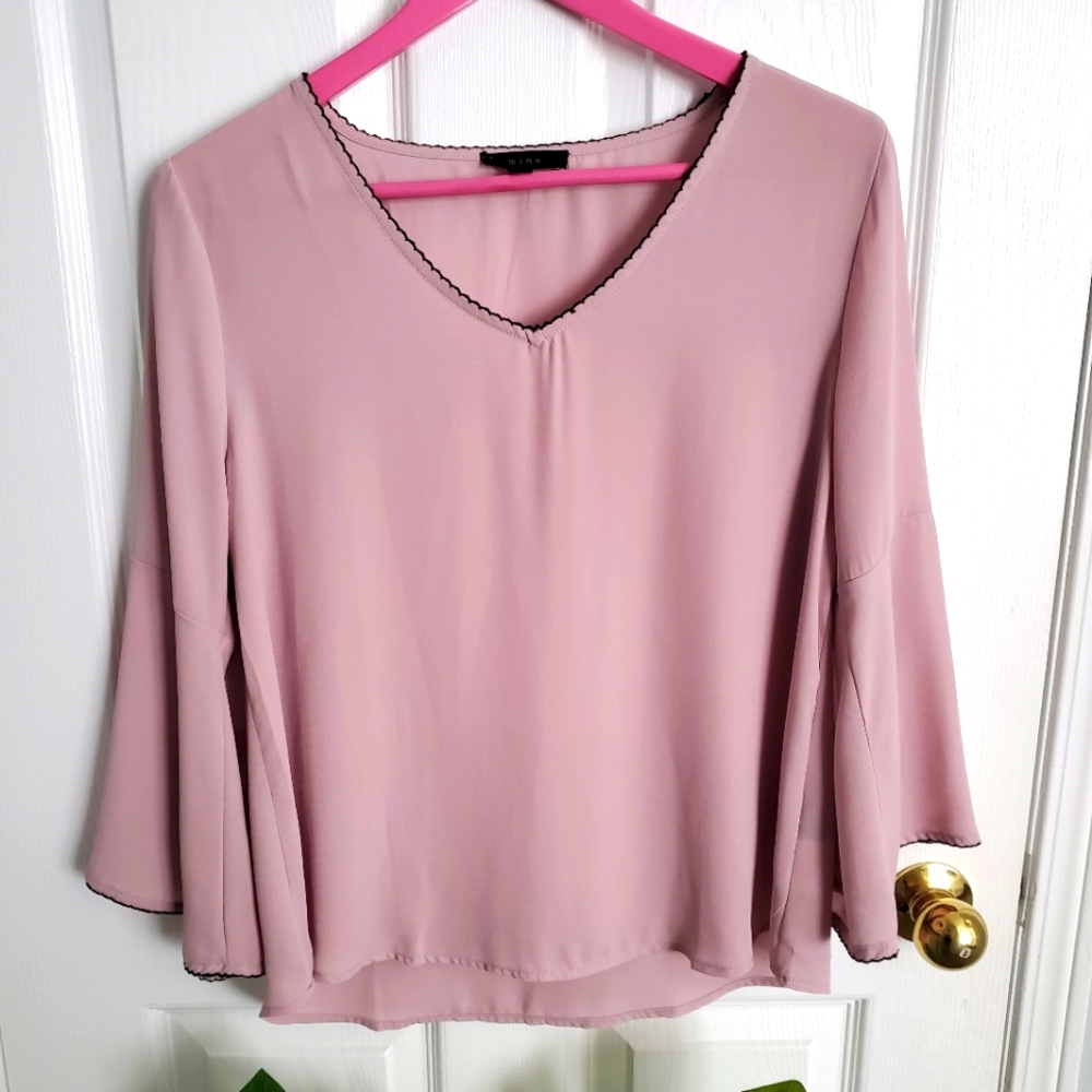 mine-Blouse with bell sleeves